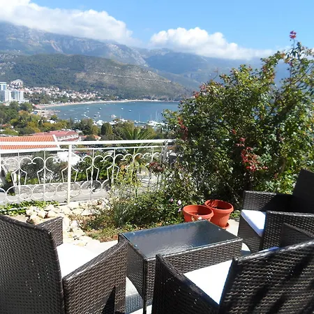 Guest House Budva 2*