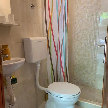 Gostinjska kuća Guest House Budva 2*